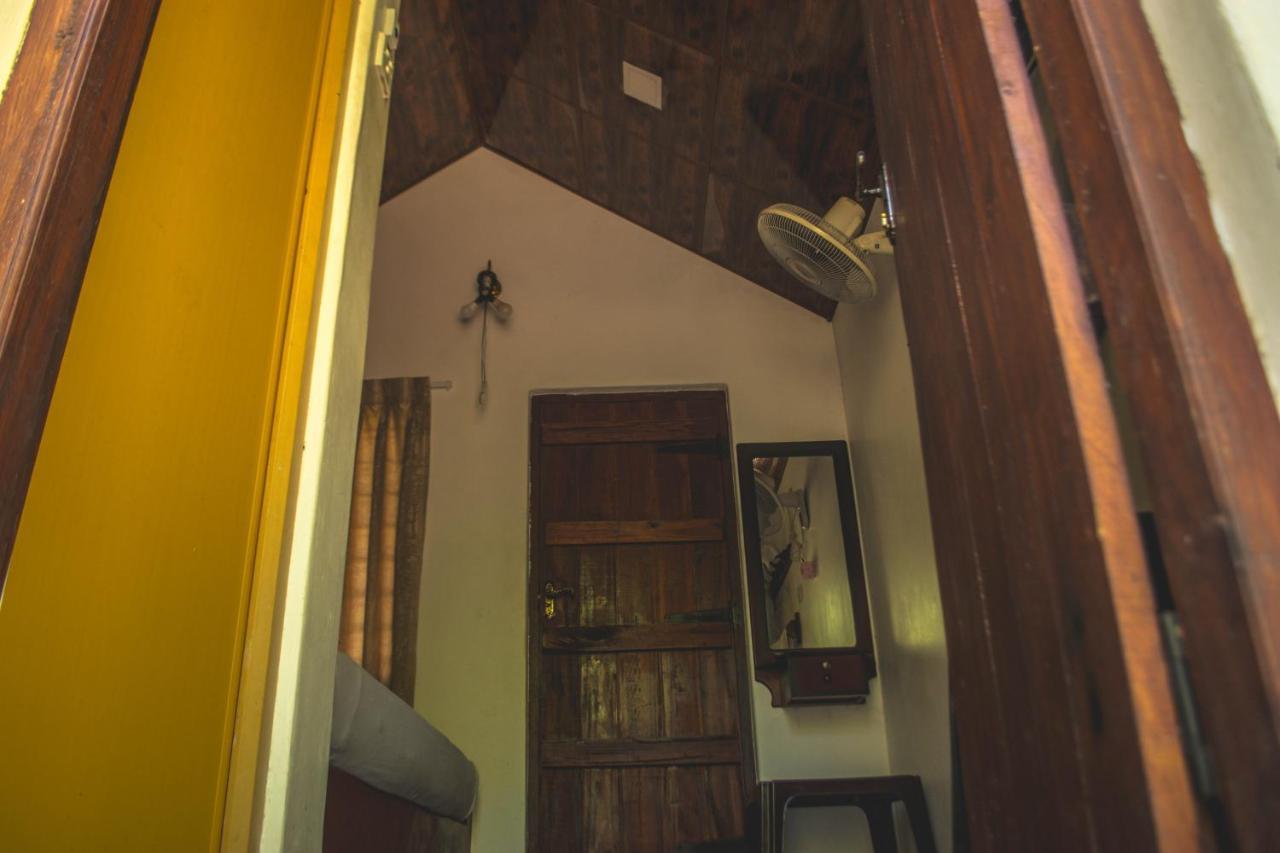 Lake Cabin Polonnaruwa Exterior foto
